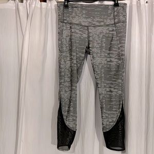 Lululemon leggings with mesh inserts - excellent condition - size 10